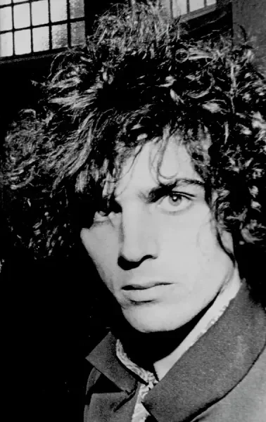syd-barrett-portrait-london-41355125.jpg (1)